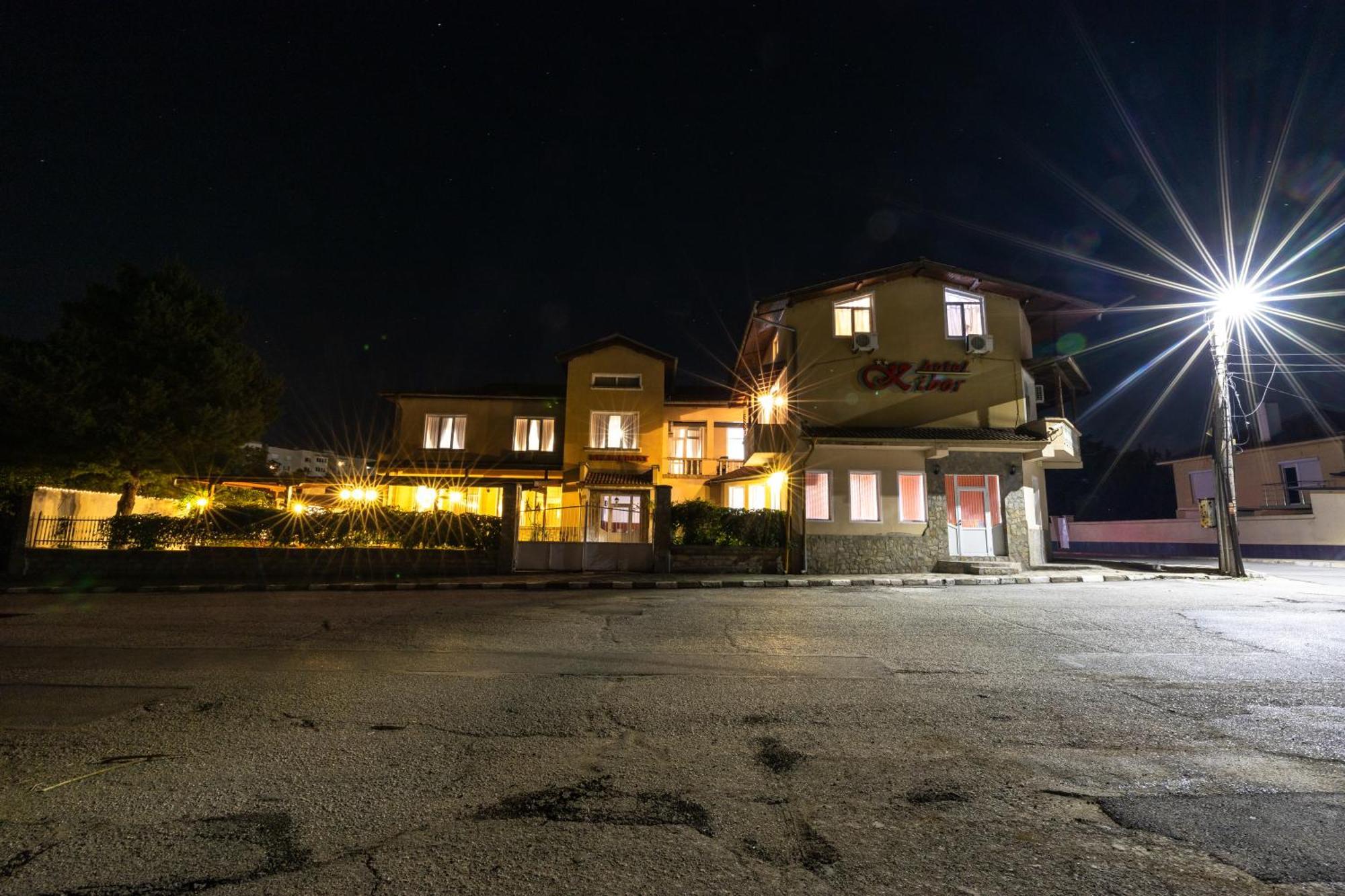 Hotel Kibor Gulubovo  Exterior foto