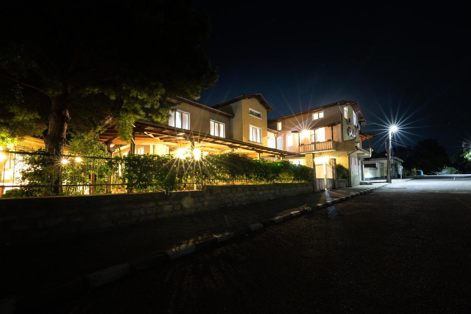 Hotel Kibor Gulubovo  Exterior foto